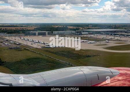 AEROPORTO DI STANSTED DALL'ALTO CON AEREI RYANAIR Foto Stock