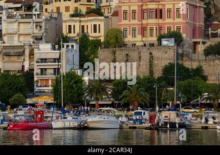 Vista generale del castello che domina il paesaggio urbano di Kavala Grecia - Foto: Geopix / Alamy Stock Foto Foto Stock