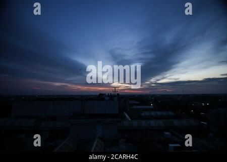 Dhaka, Dhaka, Bangladesh. 8 agosto 2020. Paesaggio urbano di Dhaka durante la pandemia di COVID-19: Rd. Rakibul Hasan/ZUMA Wire/Alamy Live News Foto Stock