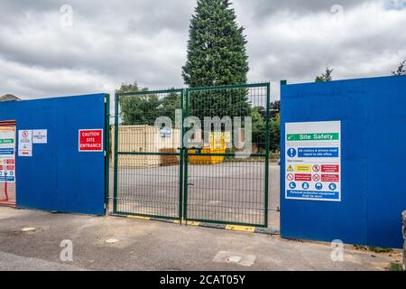 Nuovo edificio per il nuovo negozio locale Tesco Express a North Anston, Yorkshire Foto Stock