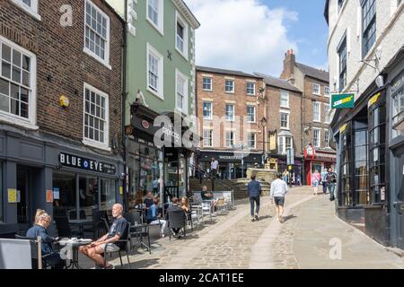 Street cafe, Elvet Bridge, Durham, County Durham, Inghilterra, Regno Unito Foto Stock