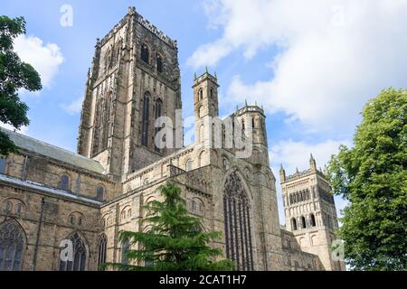 Durham Cattedrale da Palace Green, Durham, County Durham, Inghilterra, Regno Unito Foto Stock