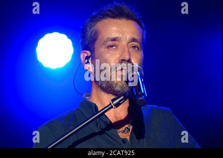 Italia. 8 agosto 2019. Daniele Silvestri vive a Treviso 2020 al festival Suoni di Marca. (Foto di Denis Ulliana/Pacific Press) Credit: Pacific Press Media Production Corp./Alamy Live News Foto Stock