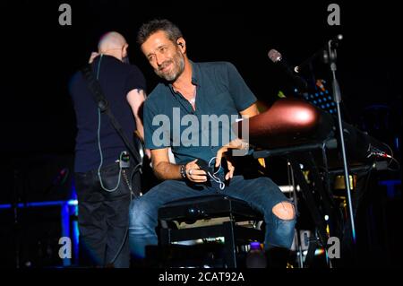 Italia. 8 agosto 2019. Daniele Silvestri vive a Treviso 2020 al festival Suoni di Marca. (Foto di Denis Ulliana/Pacific Press) Credit: Pacific Press Media Production Corp./Alamy Live News Foto Stock