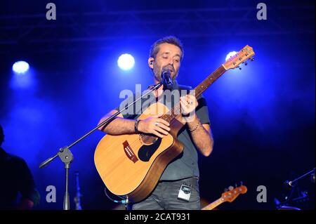 Italia. 8 agosto 2019. Daniele Silvestri vive a Treviso 2020 al festival Suoni di Marca. (Foto di Denis Ulliana/Pacific Press) Credit: Pacific Press Media Production Corp./Alamy Live News Foto Stock