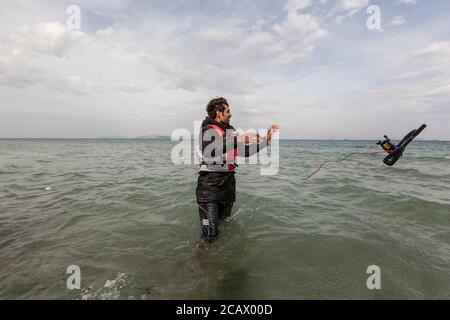 Rifugiati che arrivano sulle rive dell'isola di Kos, Kos in Grecia Foto Stock