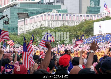 Putrajaya, Malesia – 31 agosto 2019: La festa della Merdeka è un evento colorato che si tiene in commemorazione della Giornata dell'Indipendenza della Malesia a DAT Foto Stock