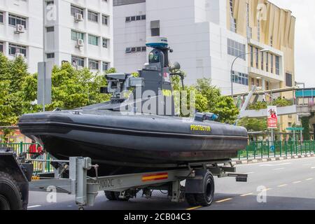 Singapore 9 agosto 2020: National Day Parade (NDP) 2020 Mobile colonna a Choa ChuKang Foto Stock