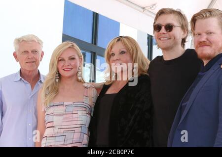 LOS ANGELES - 29 AGOSTO: Klaus Dunst, Kirsten Dunst, Inez Rupprecht, fratello, Jesse Plemons alla cerimonia della stella di Kirsten Dunst sulla Hollywood Walk of Fame il 29 agosto 2019 a Los Angeles, California Foto Stock