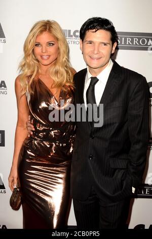 LOS ANGELES - OTT 19: Donna D'Errico, Corey Feldman al 35° anniversario dell'ultima occasione per gli animali al Beverly Hilton Hotel il 19 ottobre 2019 a Beverly Hills, California Foto Stock