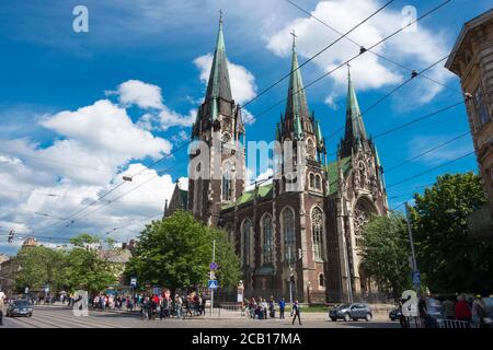 Lviv, Ucraina - Chiesa dei santi. Olha ed Elizabeth alla città vecchia di Lviv. Un luogo storico famoso in Lviv, Ucraina. Foto Stock