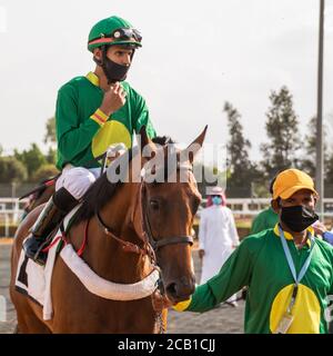 Corse di cavalli al King Khalid Racetrack 7/8/2020 Foto Stock