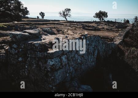 Bellissimo scatto di un villaggio storico in Portogallo Foto Stock