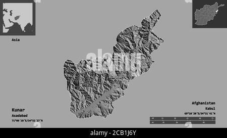 Forma di Kunar, provincia dell'Afghanistan, e la sua capitale. Scala della distanza, anteprime ed etichette. Mappa elevazione bilivello. Rendering 3D Foto Stock