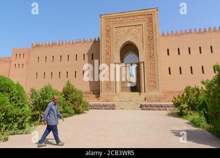 Fortezza di Hulbuk a Pingan, Tagikistan. Il cancello d'ingresso. Foto Stock