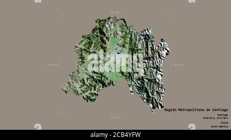 Area di Región metropolitana de Santiago, regione del Cile, isolata su uno sfondo solido in una scatola di delimitazione georeferenziata. Etichette. Immagini satellitari. Foto Stock