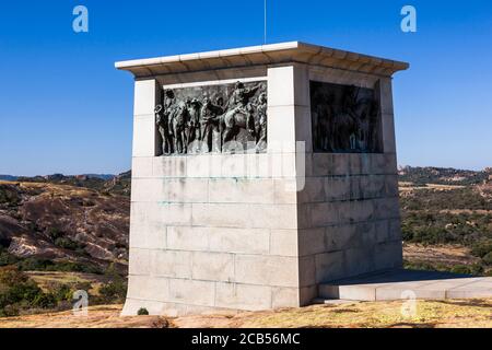 Matobo Hills, Shangani Patrol Memorial in cima alla collina 'World's View', Matobo National Park, Bulawayo, Matabeleland Sud, Zimbabwe, Africa Foto Stock