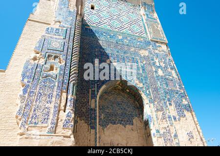 Shakhrisabz, Uzbekistan - dettaglio delle rovine del Palazzo di AK-Saray a Shakhrisabz, Uzbekistan. E' parte del Sito Patrimonio Mondiale dell'Umanita'. Foto Stock