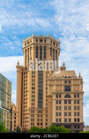 MOSCA, RUSSIA, luglio 19.2020: Business Center Paveletskaya Tower, Paveletskaya Plaza, è stato costruito in Piazza Paveletskaya nel 2003. Foto Stock