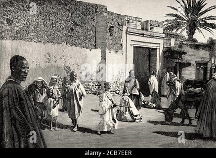 Vita quotidiana in una strada di Marrakech alla fine del 19 ° secolo, Marocco. Antico XIX secolo inciso illustrazione da la Ilustracion Española y americana 1894 Foto Stock