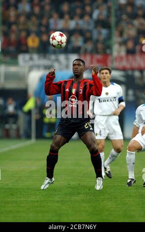 Milano Italia 06 aprile 2005, Stadio 'G.MEAZZA SAN SIRO', campionato di calcio Seria A 2004/2005, AC Milan - FC Inter : Foto Stock