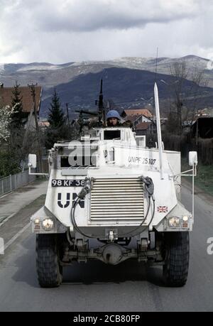 3 aprile 1994 durante la guerra in Bosnia: Esercito britannico Ass Sassoni del Reggimento del Duca di Wellington su Route Diamond, a nord-ovest di Vitez. Foto Stock