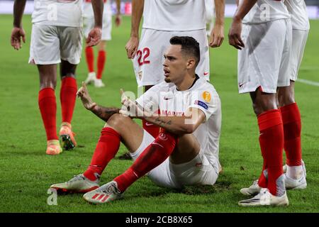 Lucas Ocampos di Siviglia celebra il primo goal del suo fianco durante la partita UEFA Europa League, quarto finale alla Schauinsland-Reisen-Arena, Duisburg. Foto Stock