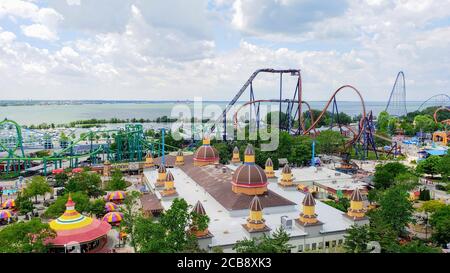 Il parco divertimenti Cedar Point è stato originariamente costruito nel 1870 ed è stato uno dei migliori al mondo con 72 giostre. Foto Stock