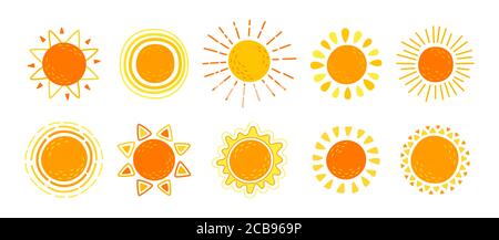 Set Sun flat. Sole carino disegnati a mano. Divertente collezione gialla di sole infantile. Giallo luminoso sole astratto con Sunbeams cartoon estate. Per poster, stampe, biglietti o libri. Illustrazione vettoriale isolata Illustrazione Vettoriale