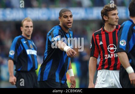 Milano Italia, 14 aprile 2006, Stadio 'SAN SIRO', Campionato Serious Football A 2005/2006, AC Milan - FC Inter: Adriano durante la partita Foto Stock