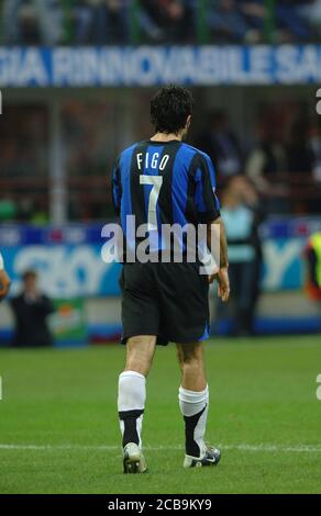 Milano Italia, 14 aprile 2006, Stadio 'SAN SIRO', Campionato Serious Football A 2005/2006, AC Milano - FC Inter: Luis Figo durante la partita Foto Stock