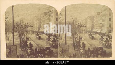 Broadway con carrozze trainate da cavalli, ca. 1860. Foto Stock