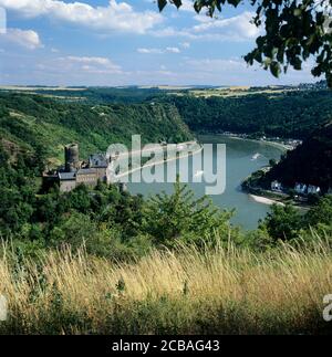 Katz Castello sopra il fiume Reno, St Goarshausen, Renania-Palatinato, Germania, Europa Foto Stock
