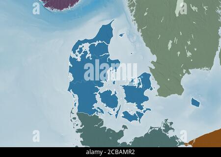 Area estesa della Danimarca con contorni nazionali, frontiere internazionali e regionali. Mappa di elevazione colorata. Rendering 3D Foto Stock