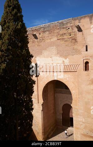 La porta di Giustizia (Puerta de la Justicia), una delle entrate dell'Alcazaba, Alhambra, Granada, Andalusia, Spagna. Foto Stock