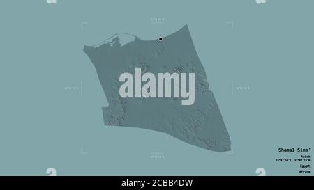 Area di Shamal Sina', governatorato d'Egitto, isolato su uno sfondo solido in una scatola di delimitazione georeferenziata. Etichette. Mappa di elevazione colorata. Rendering 3D Foto Stock