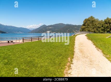 Veduta del Parco del Boschettino a Germignaga, situato sulla riva del Lago maggiore in provincia di Varese Foto Stock