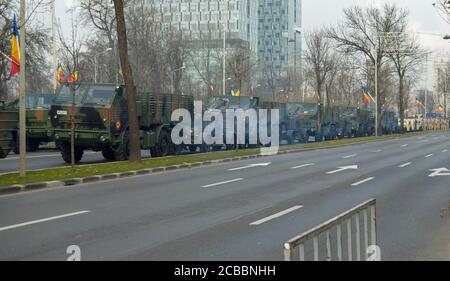 Bucarest, Romania - 01 dicembre 2019: Parata militare durante la celebrazione della Giornata Nazionale della Romania il 1 dicembre 2019 a Bucarest, Romania Foto Stock