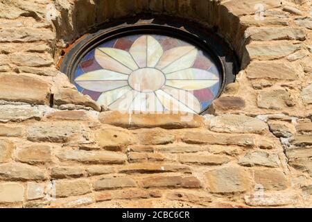 Dettagli architettonici della Chiesa di Sant'Antonio (conosciuta come Capo Skanderbeg) a Durres, Albania. Foto Stock