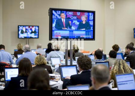 Austin, TX 21 febbraio 2008: Giornalisti a stampa al lavoro nella sala stampa dell'Università del Texas ad Austin dove si è svolto giovedì il dibattito del Texas tra i rivali democratici Hillary Clinton e barack Obama. ©Bob Daemmrich Foto Stock