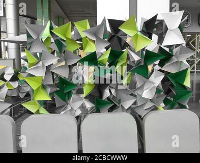 Installazione Arte decorazione geometrica ,DLF Building – Delhi, India. Foto Stock