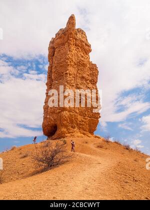 Vingerklip - formazione unica di rocce sedimentarie erose a Damaraland, Namibia, Africa Foto Stock