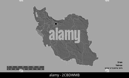 Forma desaturata dell'Iran con la sua capitale, la principale divisione regionale e l'area separata dell'Ilam. Etichette. Mappa elevazione bilivello. Rendering 3D Foto Stock