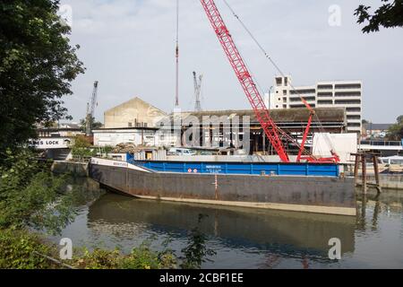 Thames Lock, Brentford Dock, Brentford, Middlesex, Regno Unito Foto Stock