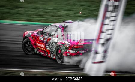 Oschersleben, Germania, 30 agosto 2019: Karolina Pilarczyk guida la Nissan Silvia S14 Supercharged LSX 376 durante la Drift Kings International Foto Stock