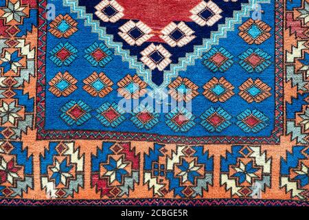 tappeto, un bel kilim turco colorato, dettaglio Foto Stock