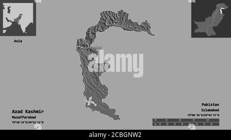 Forma di Azad Kashmir, area amministrata a livello centrale del Pakistan, e la sua capitale. Scala della distanza, anteprime ed etichette. Mappa elevazione bilivello. Rendering 3D Foto Stock