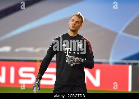 Lisbona, Portogallo. 13 agosto 2020. Firo Champions League: 08/13/2020 FC Bayern Monaco allenamento Manuel NEUER (goalwart FC Bayern Monaco), allenamento finale FC Bayern Monaco. FOOTBALL CHAMPIONS LEAGUE 2019/2020 QUARTO-FINALE, FC BARCELONA-FC BAYERN MUENCHEN FOTO: Frank Hoermann/SVEN SIMON/Pool/via/firosportphoto a scopo giornalistico! Solo per uso editoriale! Agenzie di stampa nazionali e internazionali NON RIVENDONO! | utilizzo in tutto il mondo credito: dpa/Alamy Live News Foto Stock