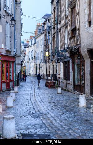 Francia, Loir et Cher, Valle della Loira Patrimonio Mondiale dell'UNESCO, Blois, Rue Saint-Lubin nel quartiere storico // Francia, Loir-et-Cher (41), V. Foto Stock