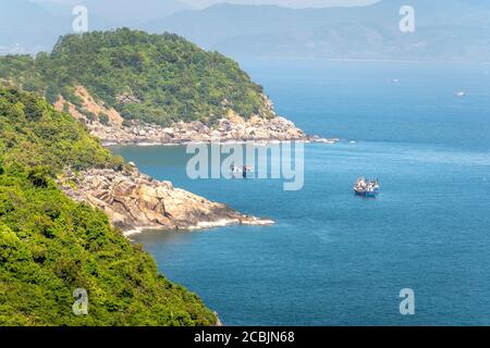 Penisola di Son tra a da Nang City, Vietnam Foto Stock